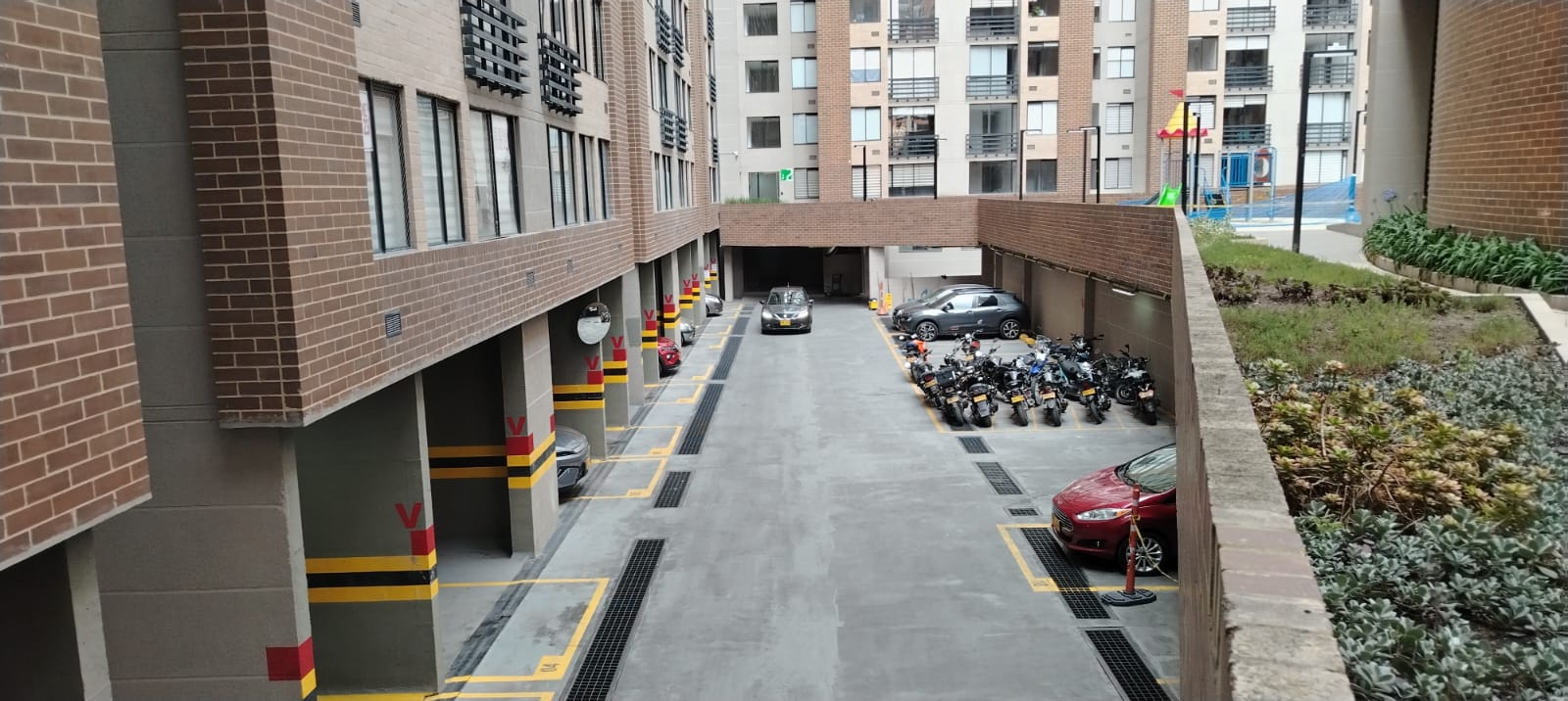 Apartamento de 2 alcobas en venta en Granjas De Techo, Bogotá, 41 m² · foto 21 de 24