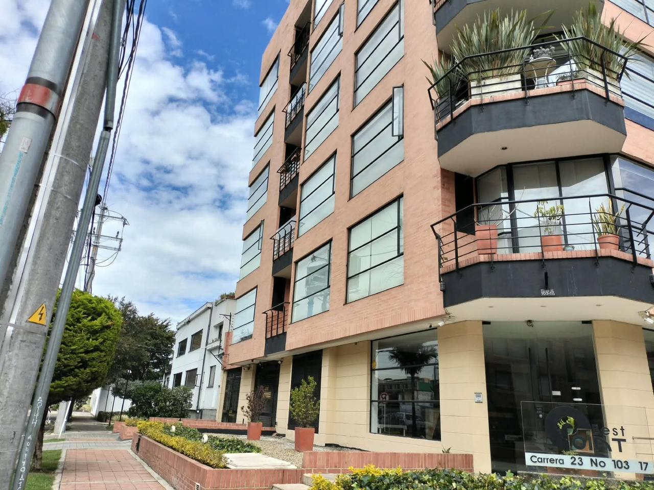 Apartamento de 2 alcobas en venta en Santa Barbara, Bogotá, 82 m² · foto 14 de 21
