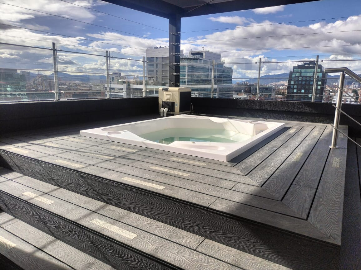 Apartamento de 1 alcoba en venta en Chico Lago, Bogotá, 24 m² · foto 16 de 21