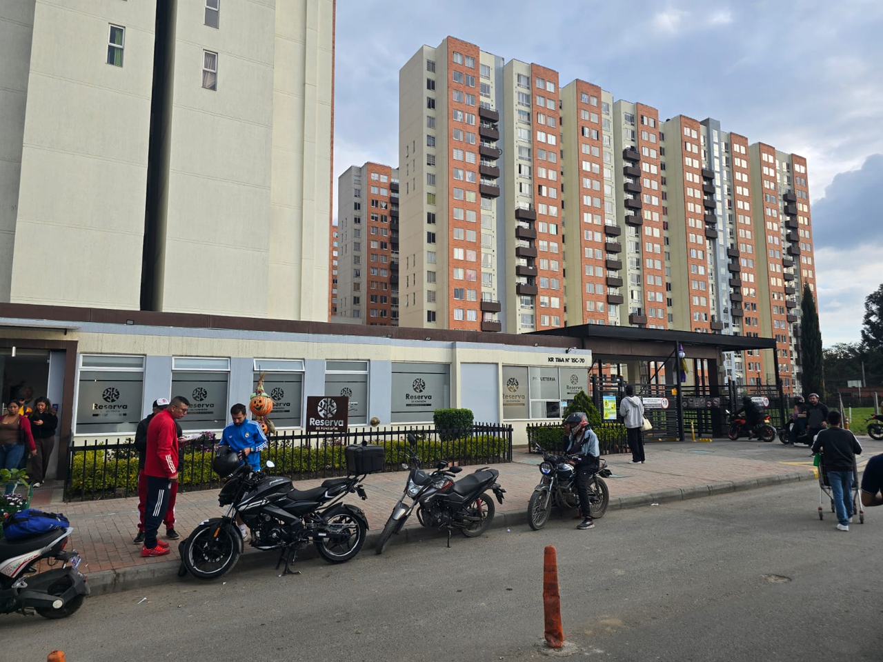 Apartamento de 3 alcobas en venta en Zona Franca, Bogotá, 48 m² · foto 13 de 16