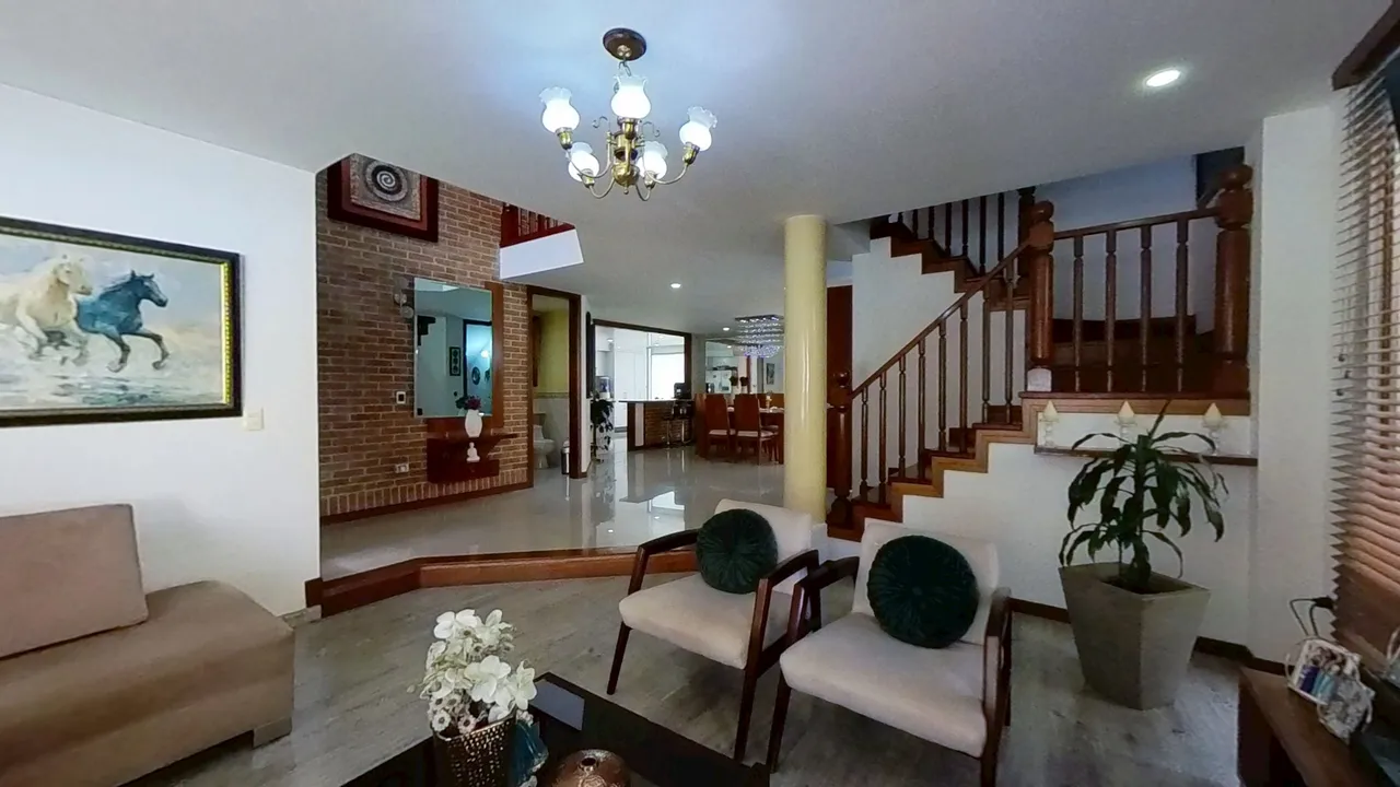 Casa en La Alameda foto 3