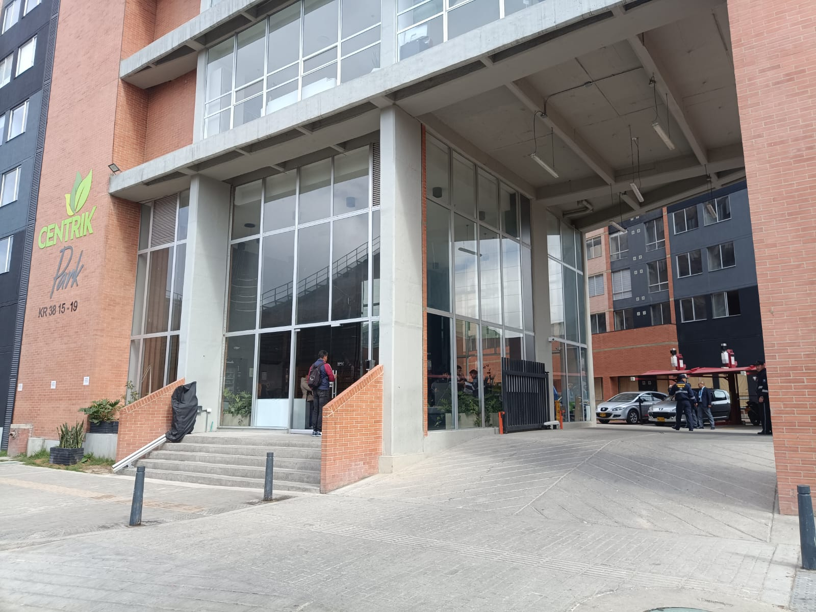 Apartamento de 1 alcoba en venta en Zona Industrial, Bogotá, 40 m² · foto 10 de 17