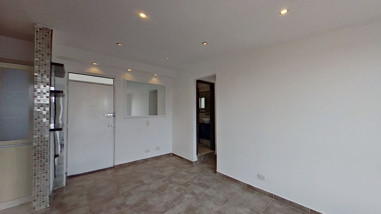 Apartamento de 3 alcobas en venta en Zona Franca, Bogotá, 48 m² · foto 2 de 15