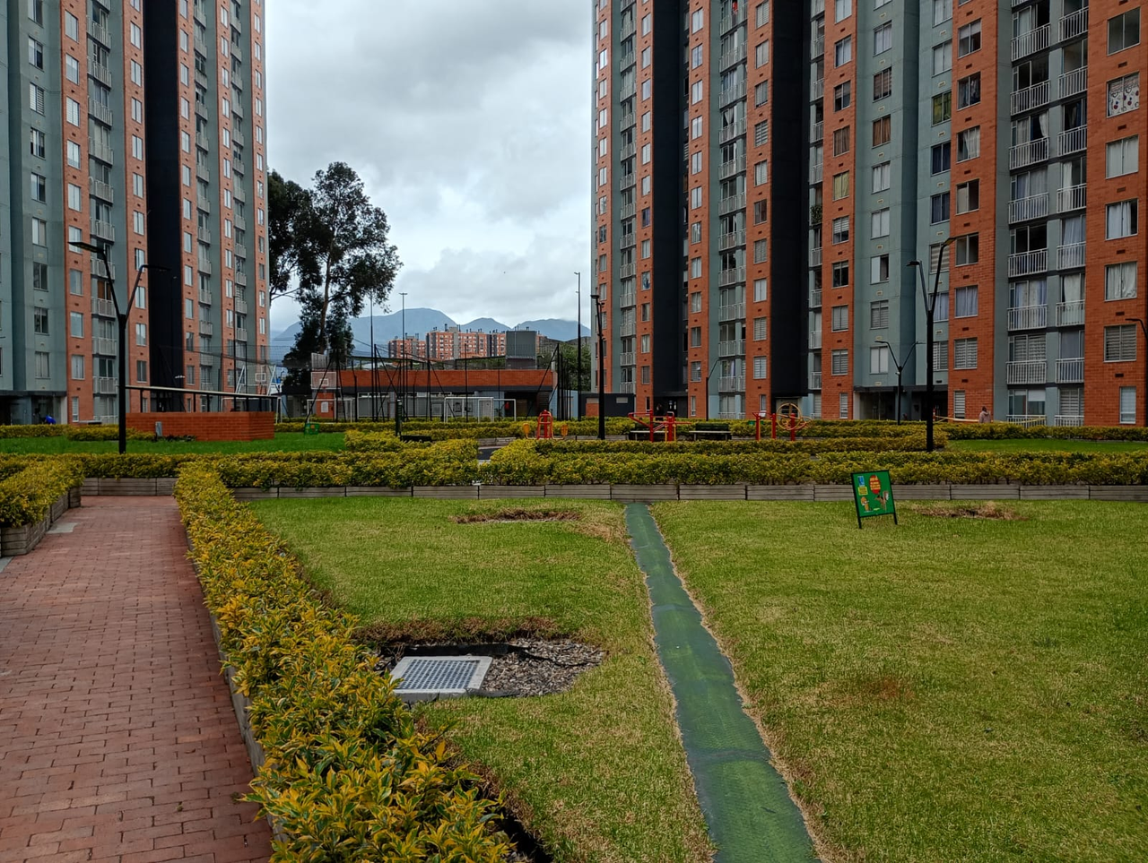 Apartamento de 1 alcoba en venta en Ciudad Montes, Bogotá, 32 m² · foto 19 de 21