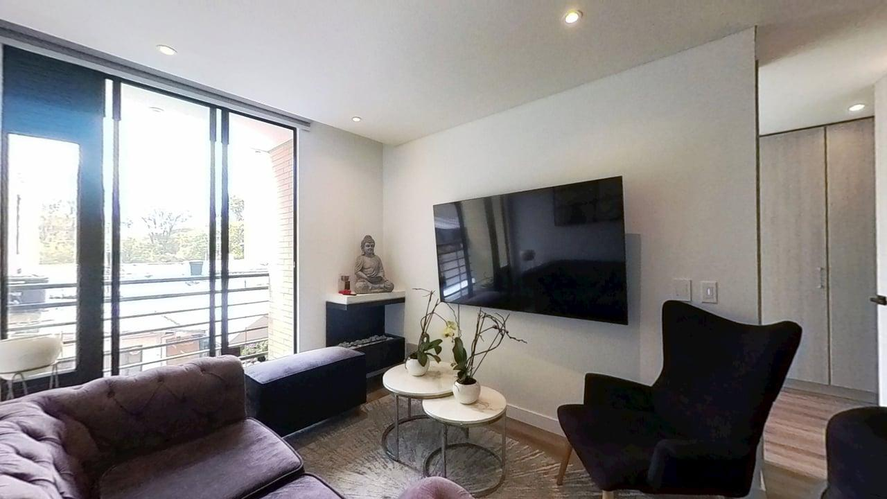 Apartamento de 1 alcoba en venta en Santa Barbara, Bogotá, 49 m² · foto 2 de 18