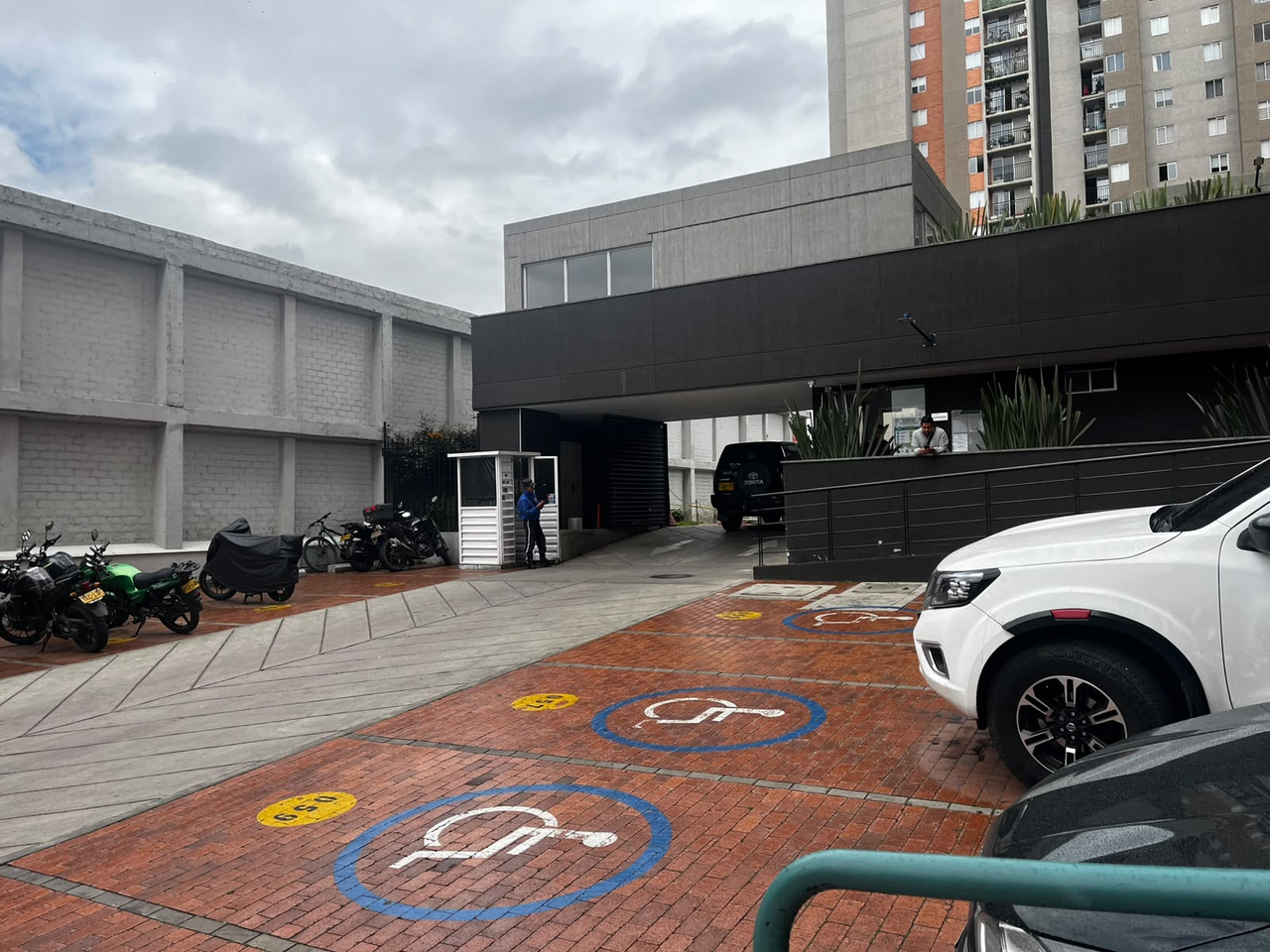 Apartamento de 2 alcobas en venta en Granjas De Techo, Bogotá, 35 m² · foto 17 de 24
