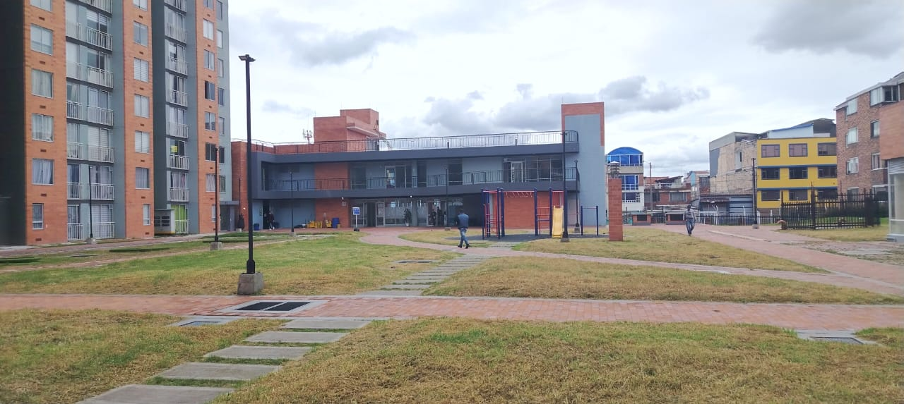 Apartamento de 2 alcobas en venta en Ciudad Montes, Bogotá, 32 m² · foto 21 de 23