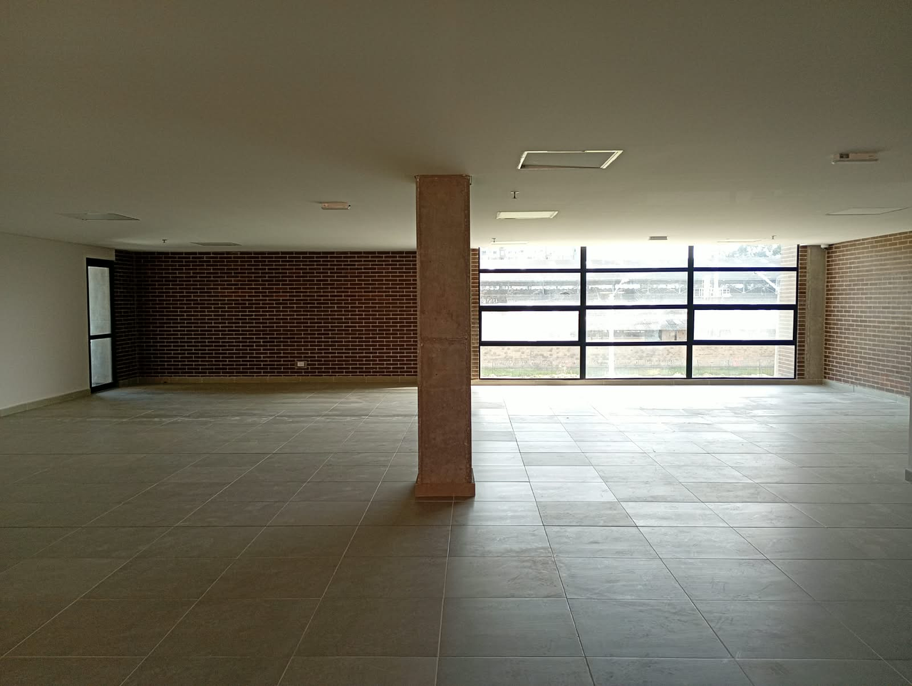 Apartamento de 2 alcobas en venta en Fontibon San Pablo, Bogotá, 40 m² · foto 24 de 24