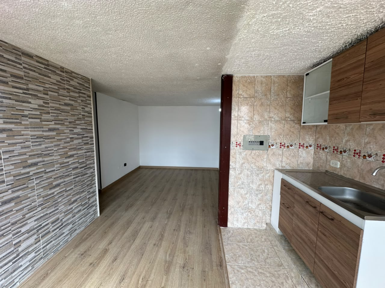 Apartamento de 3 alcobas en venta en Tintal Sur, Bogotá, 45 m² · foto 2 de 12