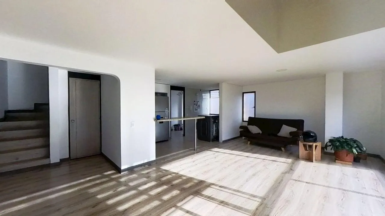Apartamento en Caobos Salazar foto 2