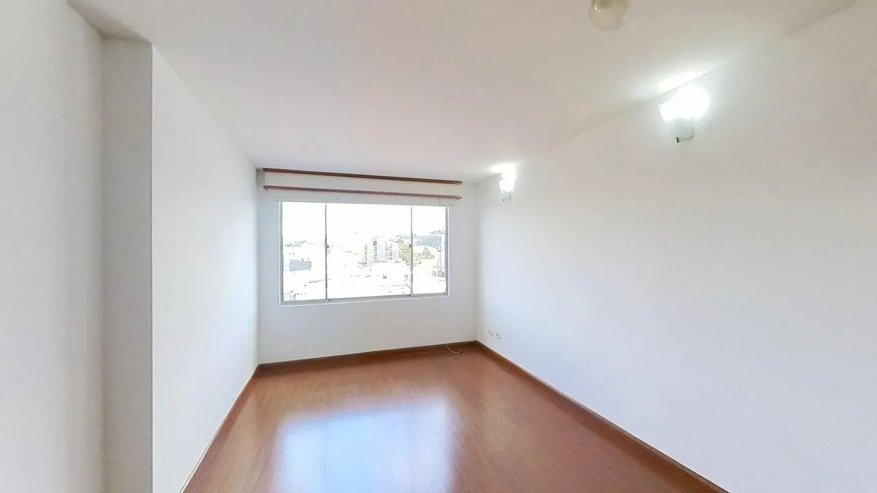 Apartamento en Prado Veraniego foto 2