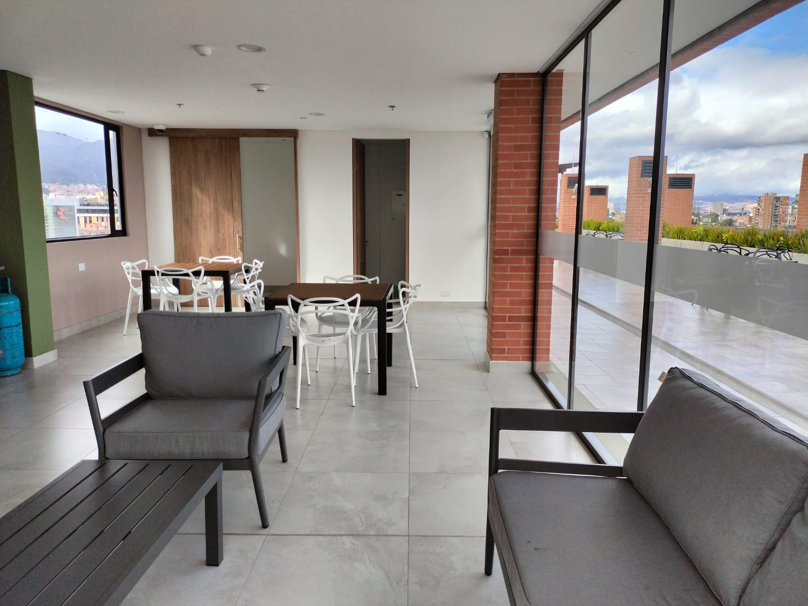 Apartamento en venta en Los Andes, Bogotá · foto 15 de 19