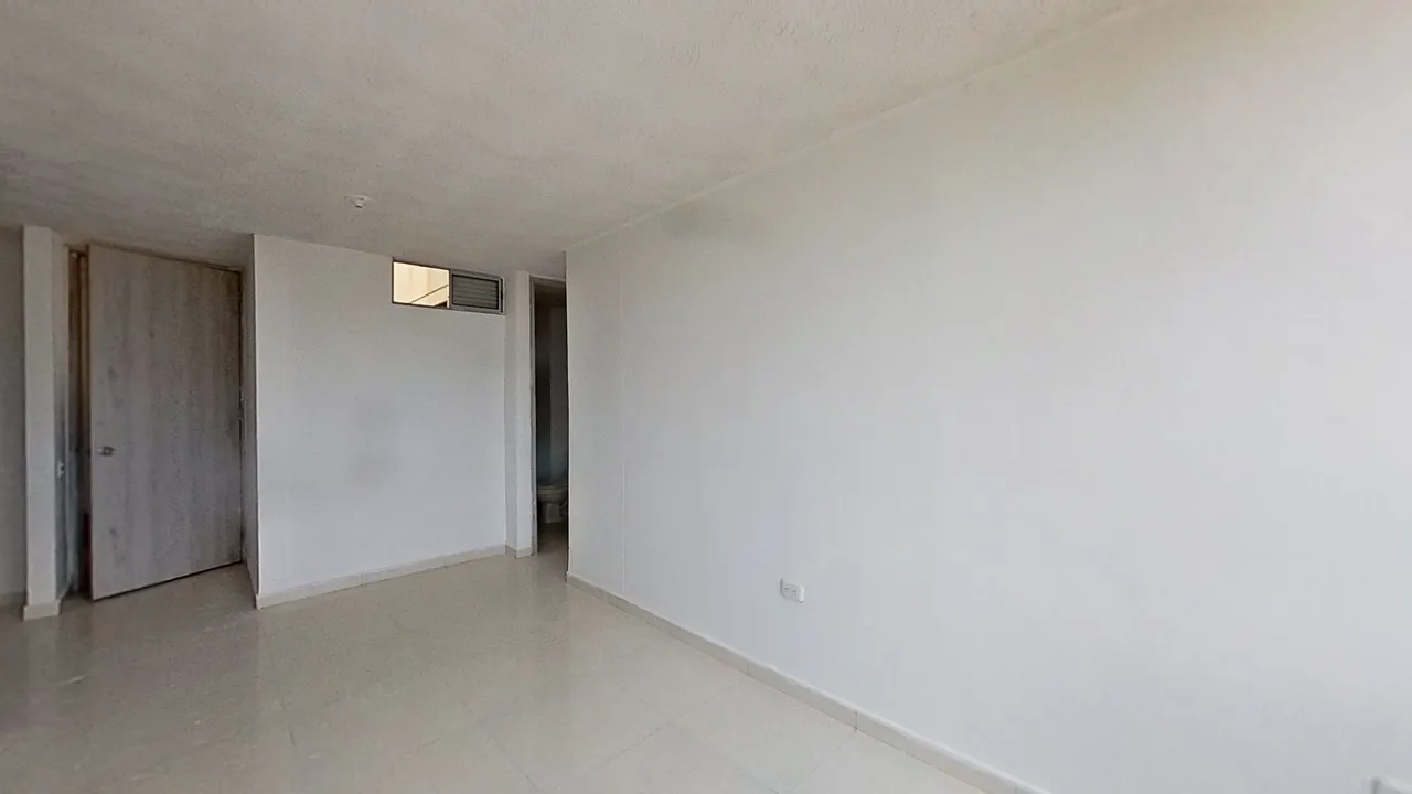 Apartamento en Puerta Dorada foto 2