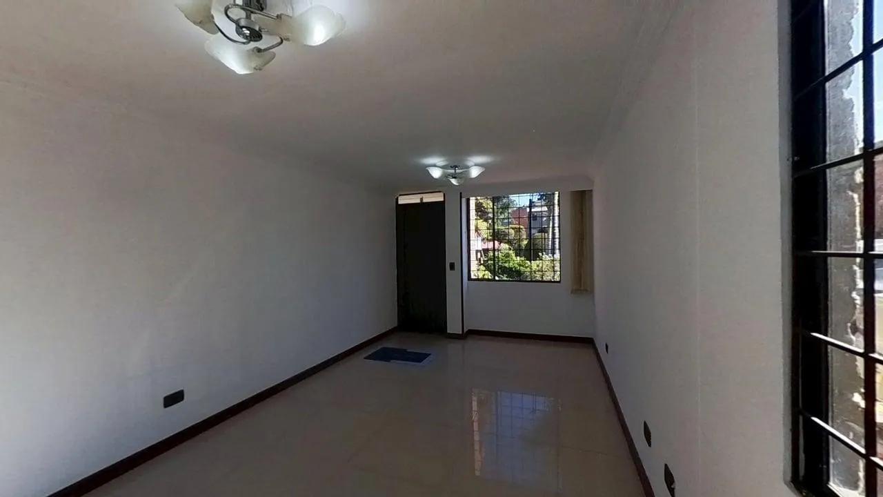 Casa en Portales del Norte foto 2