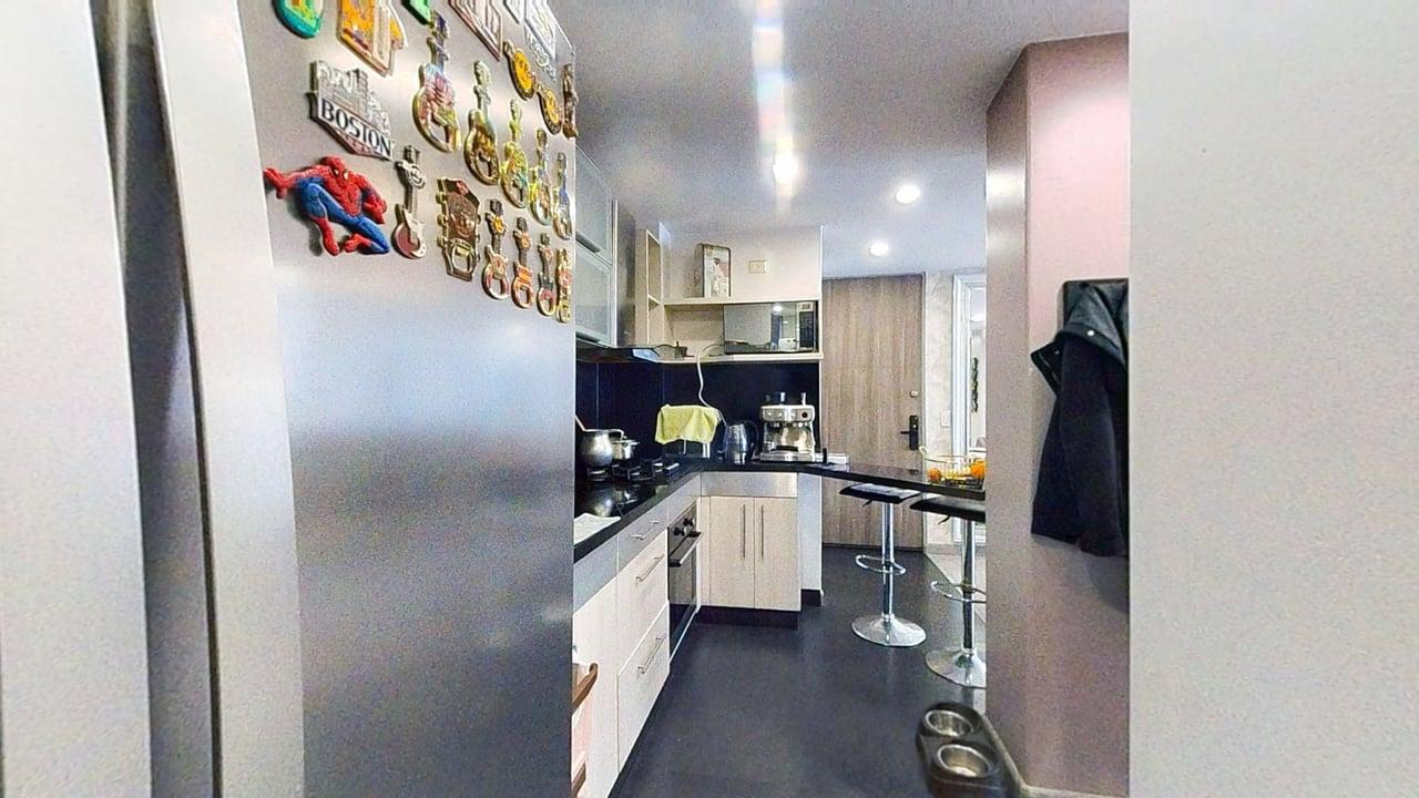 Apartamento de 2 alcobas en venta en Los Cedros, Bogotá, 78 m² · foto 7 de 23