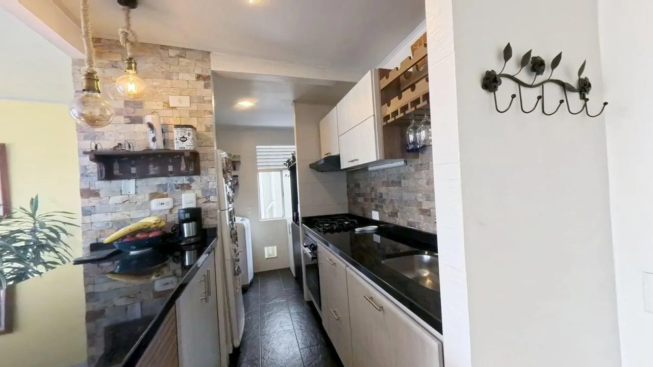 Apartamento en Los Cedros foto 6