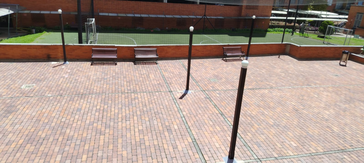 Apartamento de 3 alcobas en venta en Bavaria, Bogotá, 74 m² · foto 23 de 24