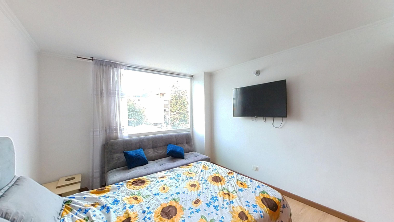 Apartamento de 3 alcobas en venta en Chico Lago, Bogotá, 84 m² · foto 10 de 19