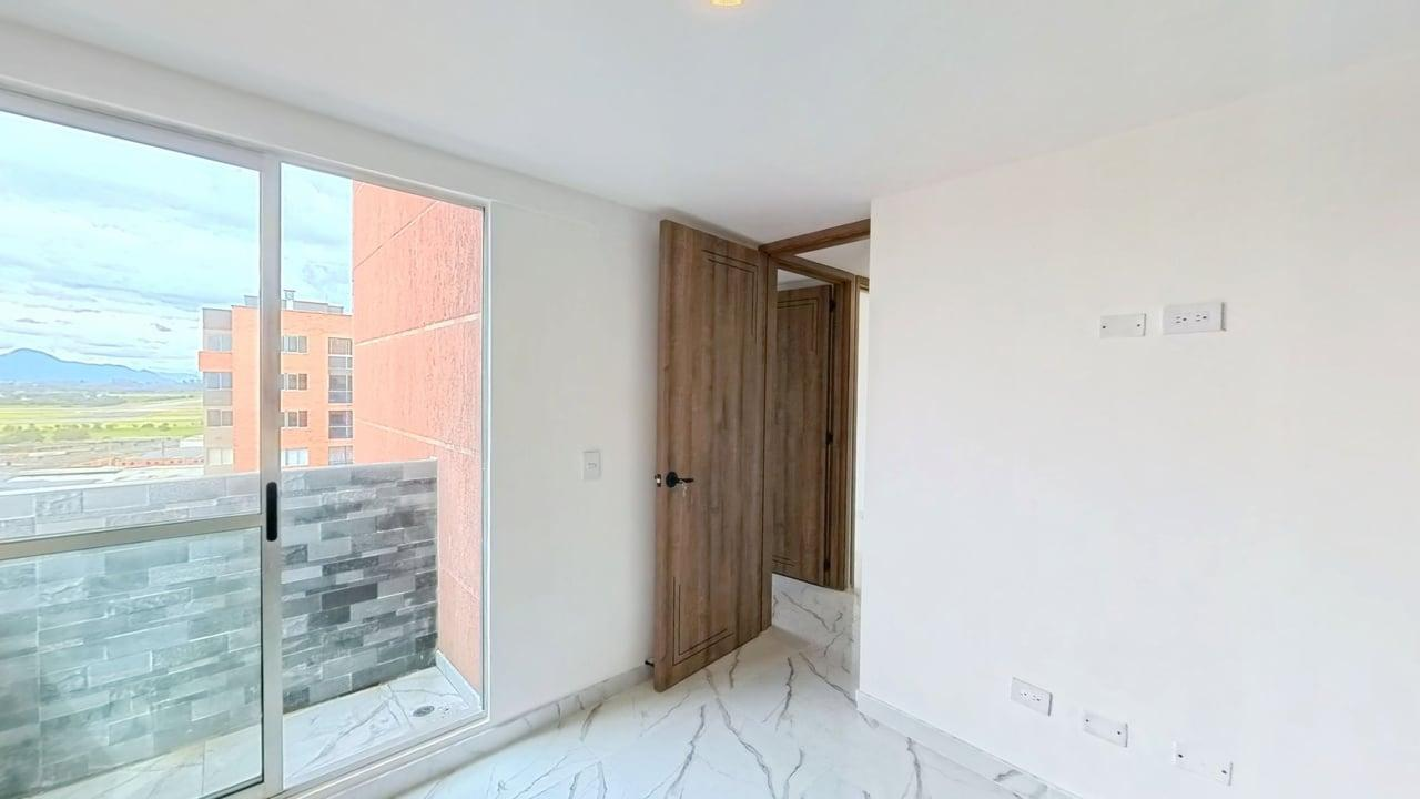 Apartamento de 3 alcobas en venta en Fontibon San Pablo, Bogotá, 40 m² · foto 12 de 24
