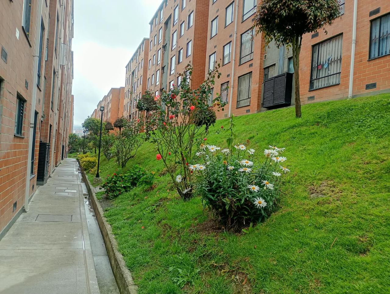 Apartamento de 2 alcobas en venta en Ciudad Usme, Bogotá, 49 m² · foto 18 de 18