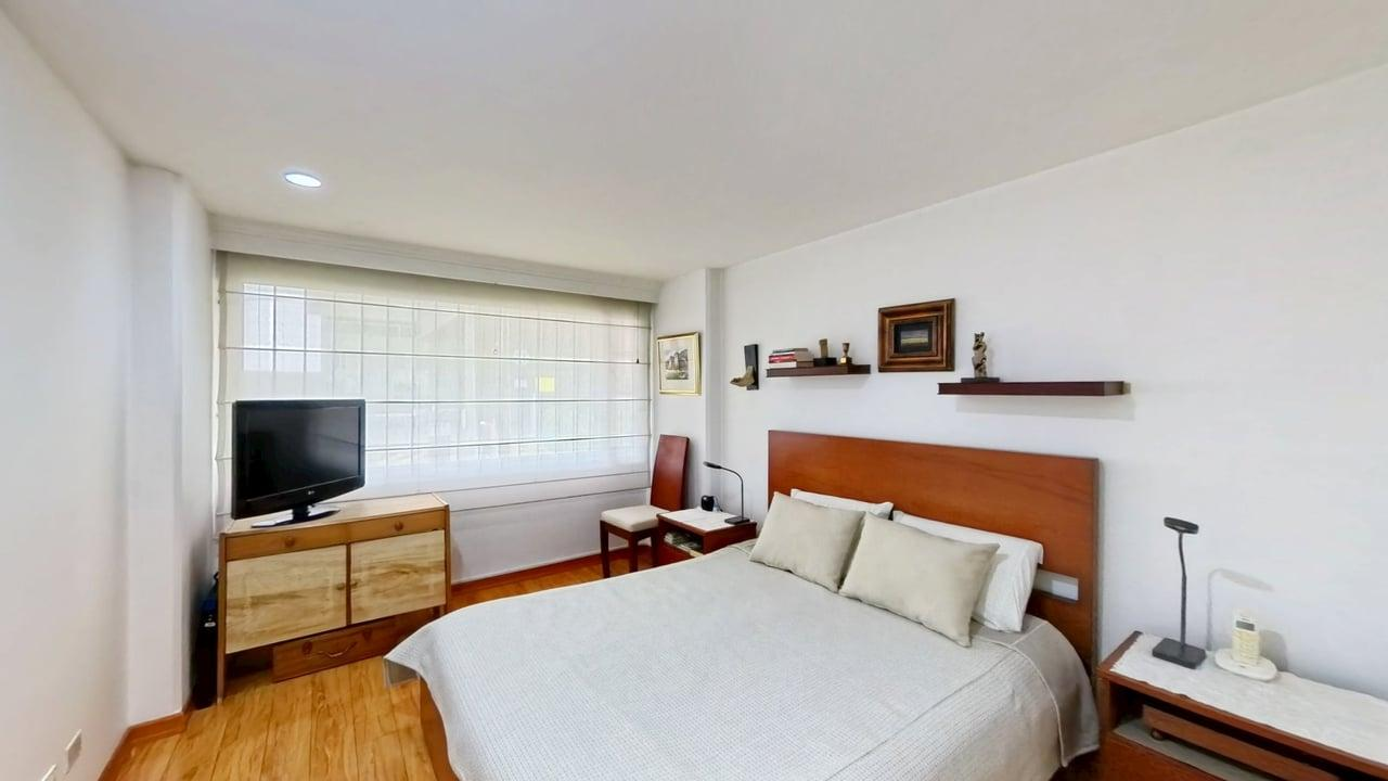 Apartamento de 2 alcobas en venta en Chico Lago, Bogotá, 83 m² · foto 12 de 24
