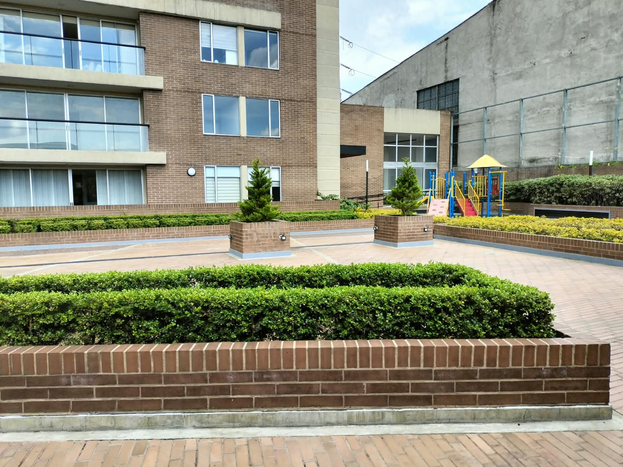 Apartamento de 3 alcobas en venta en Los Alcazares, Bogotá, 69 m² · foto 20 de 24