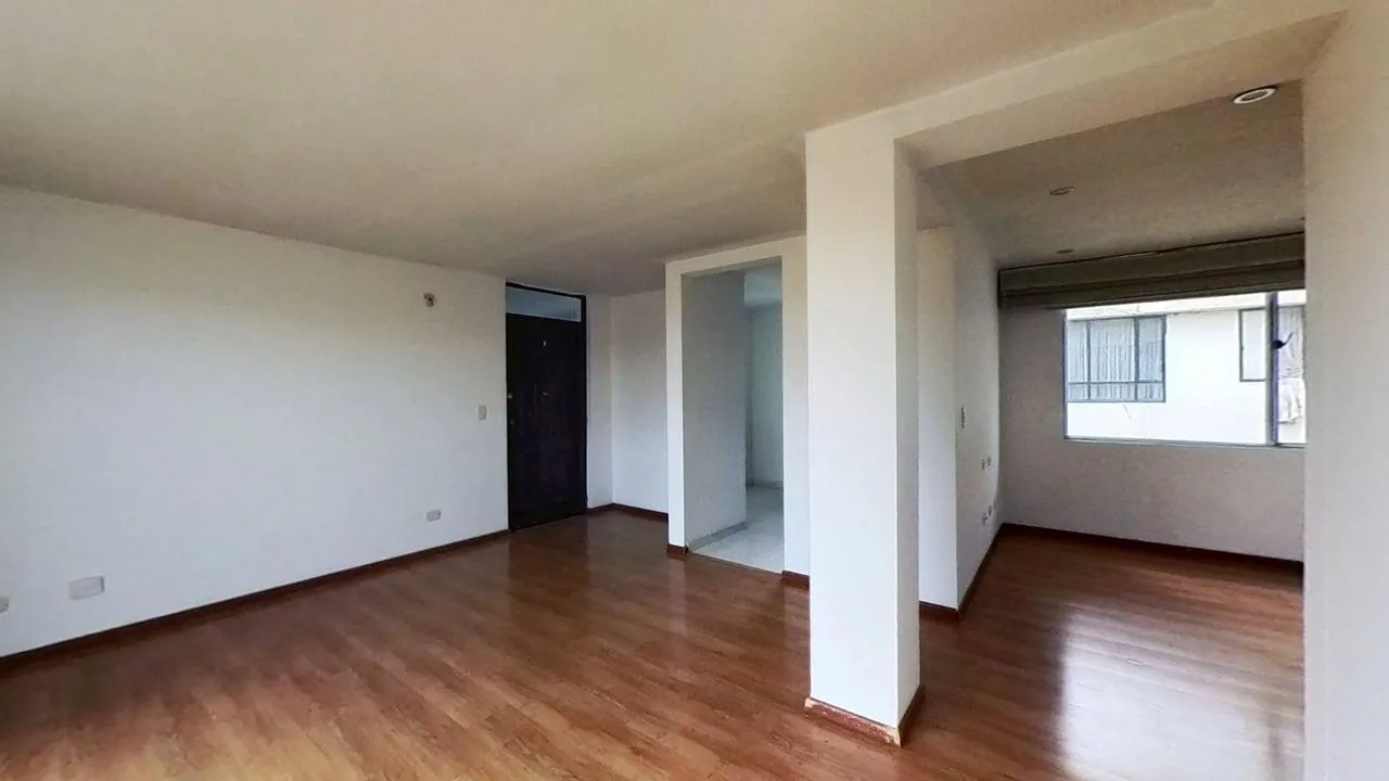 Apartamento en Algarra 3 foto 2