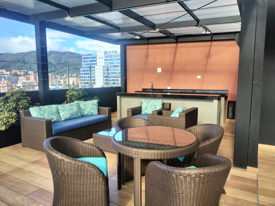 Apartamento de 1 alcoba en venta en Chico Lago, Bogotá, 24 m² · foto 15 de 21