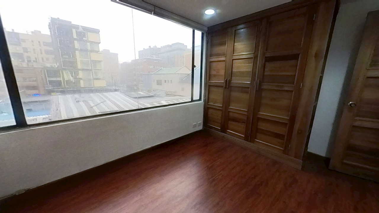 Apartamento de 2 alcobas en venta en Chico Lago, Bogotá, 88 m² · foto 8 de 18