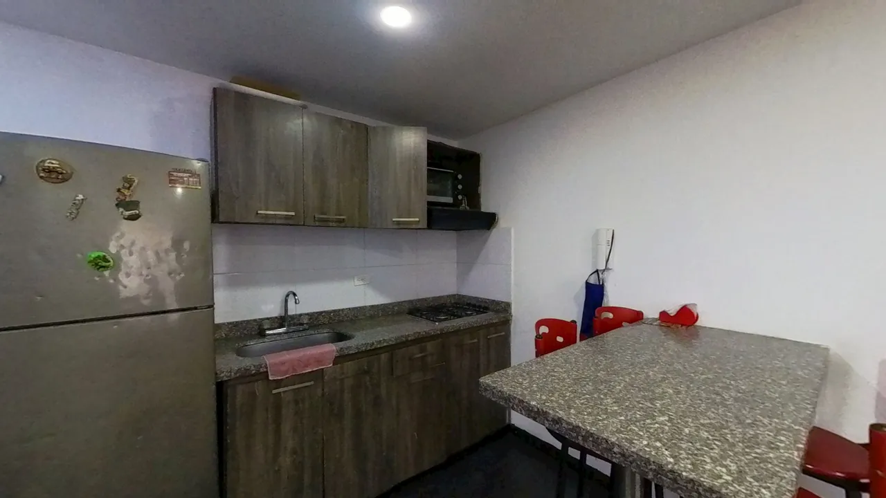 Apartamento en Inglés foto 3