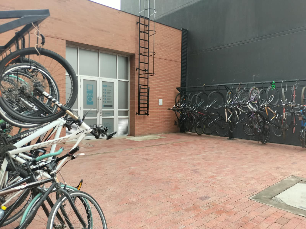 Apartamento de 1 alcoba en venta en Zona Industrial, Bogotá, 31 m² · foto 18 de 24