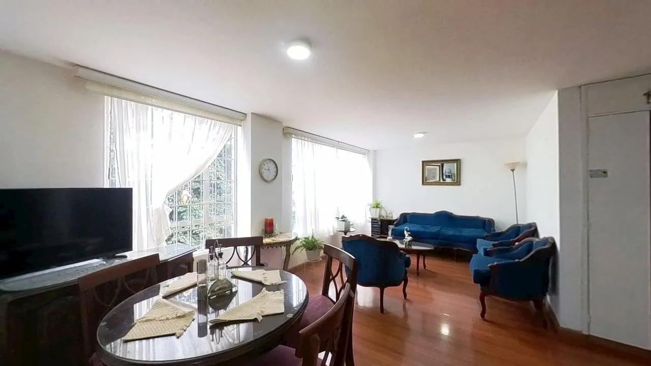 Apartamento en Portales del Norte foto 2