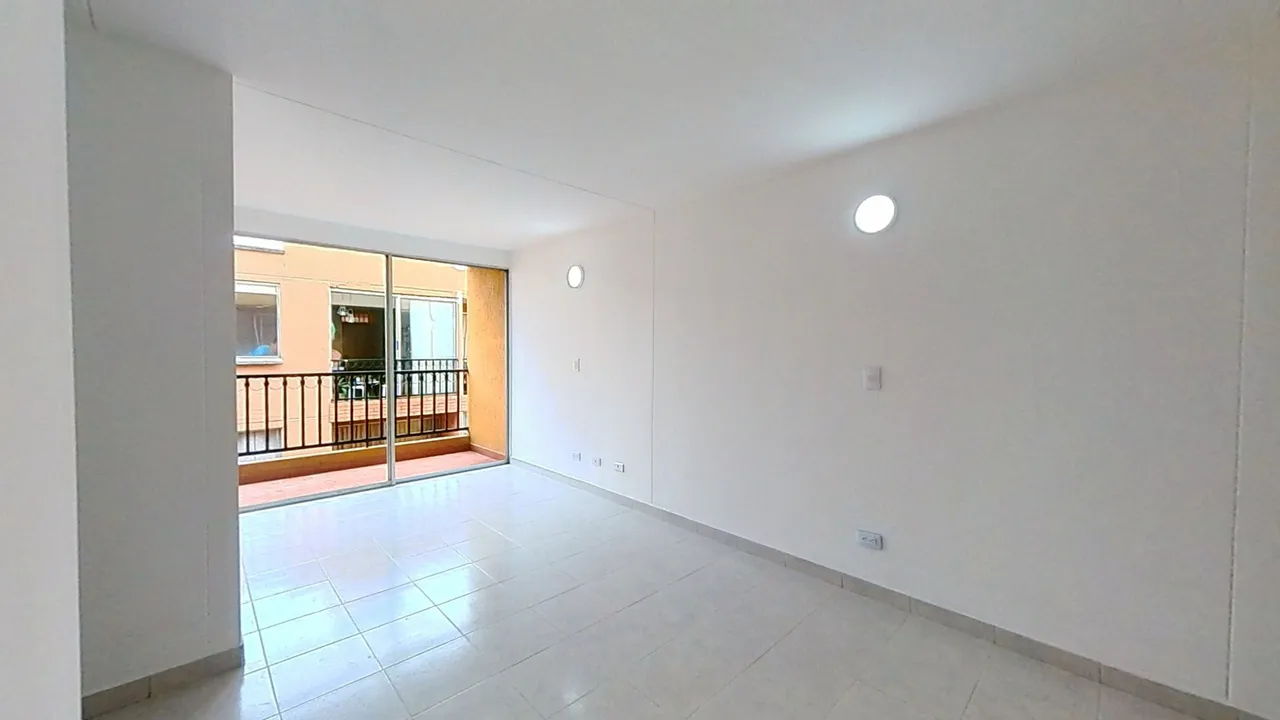 Apartamento en El Limonar foto 2