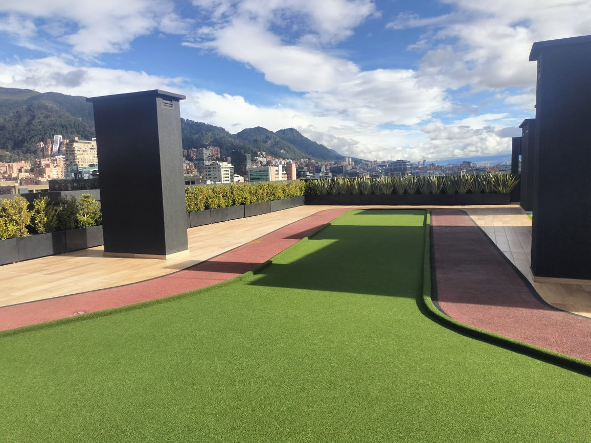 Apartamento de 1 alcoba en venta en Chico Lago, Bogotá, 24 m² · foto 21 de 21