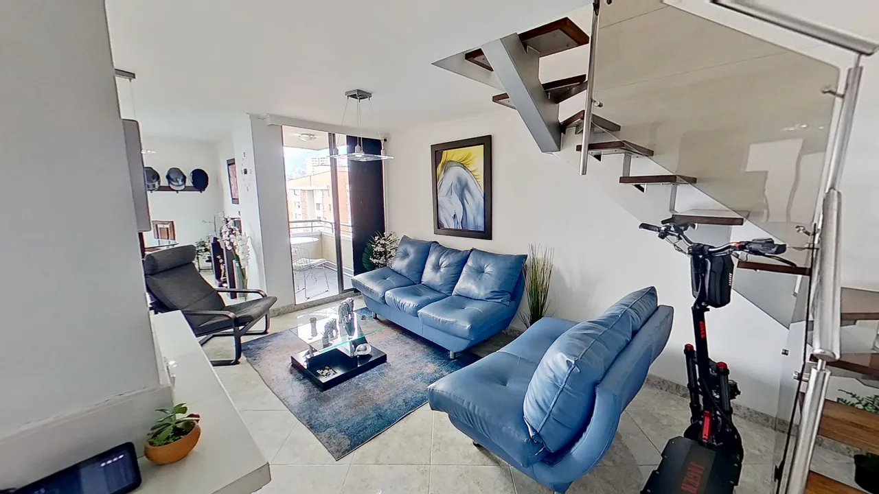 Apartamento en Loma de los Bernal en Loma de los Bernal, Medellín