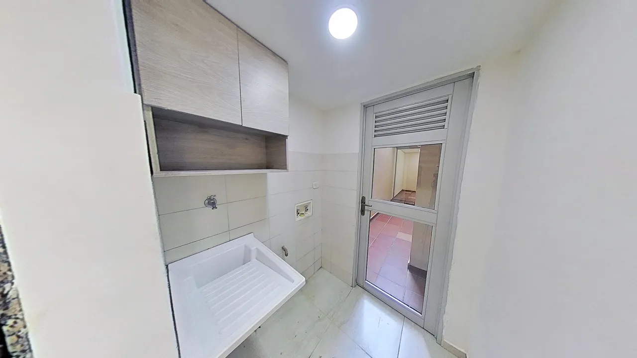 Apartamento en Alameda del Rio foto 5