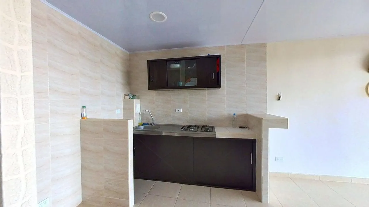 Apartamento en La alborada foto 5