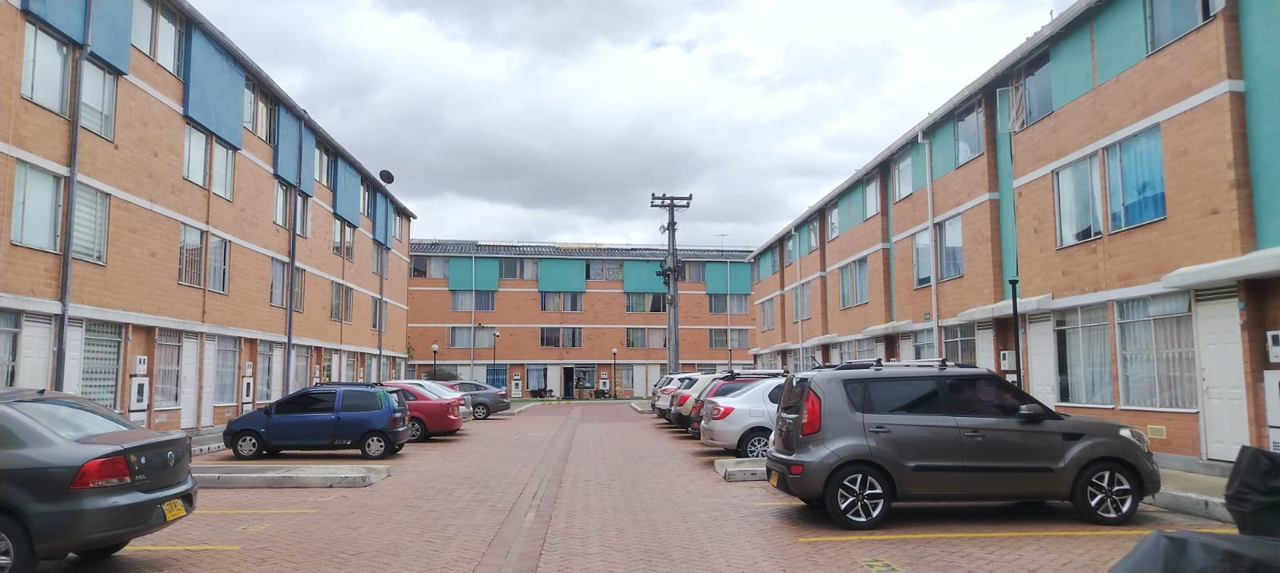 Casa de 3 alcobas en venta en Tintal Norte, Bogotá, 62 m² · foto 22 de 24