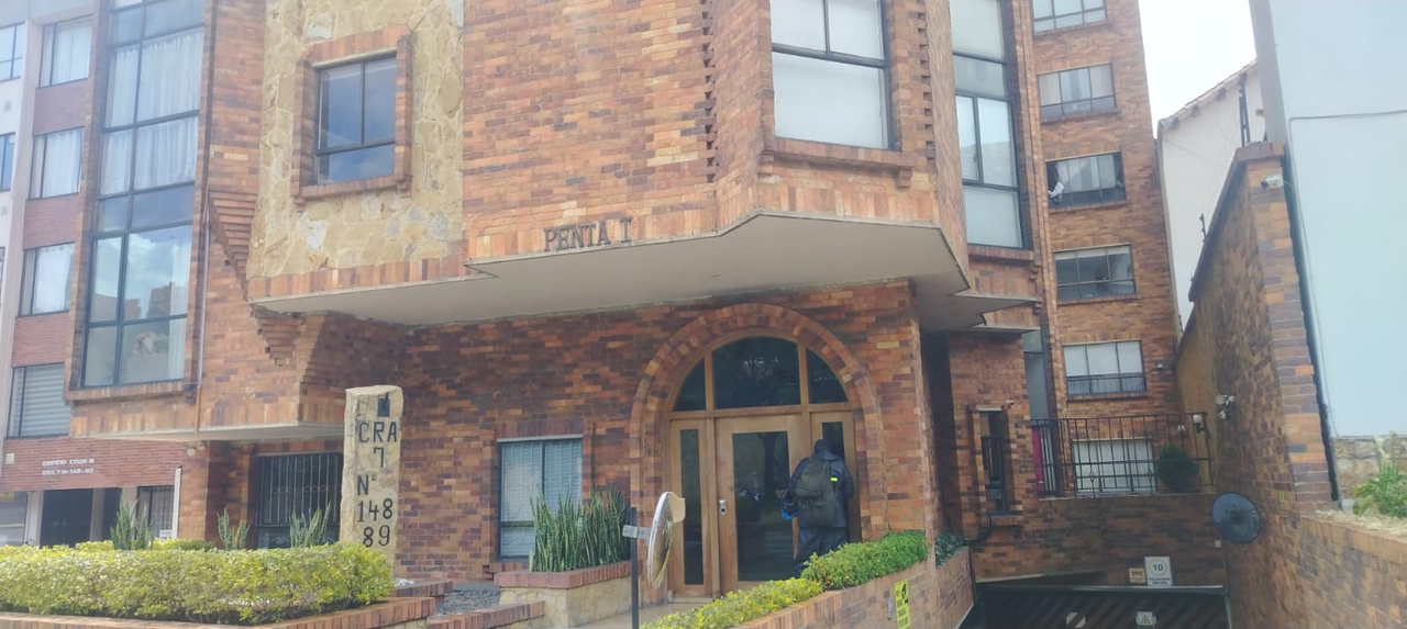 Apartamento en venta en Los Cedros, Bogotá · foto 14 de 24