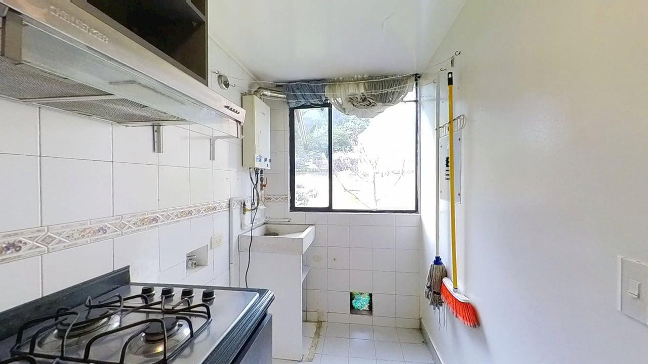 Apartamento de 2 alcobas en venta en Pardo Rubio, Bogotá, 76 m² · foto 6 de 21