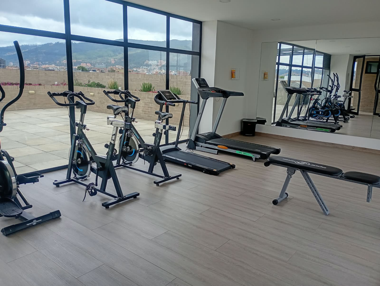 Apartamento de 2 alcobas en venta en Santa Barbara, Bogotá, 71 m² · foto 21 de 24