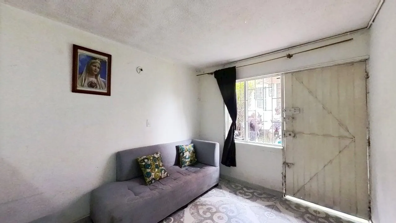 Casa en Bosa foto 2