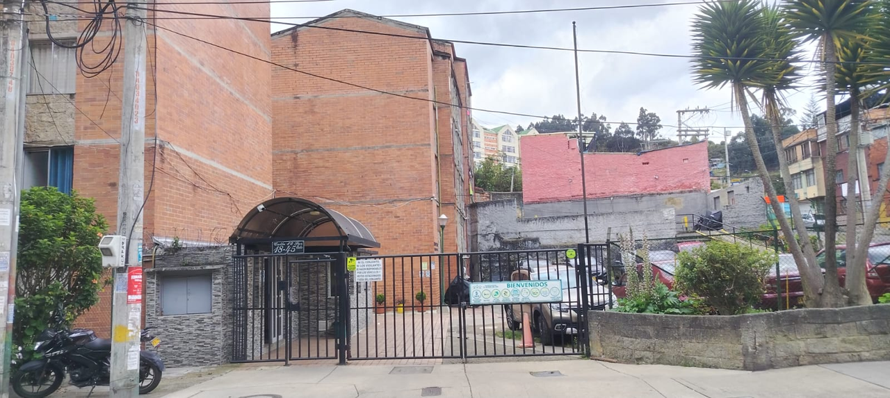 Apartamento de 3 alcobas en venta en San Blas, Bogotá, 50 m² · foto 17 de 24