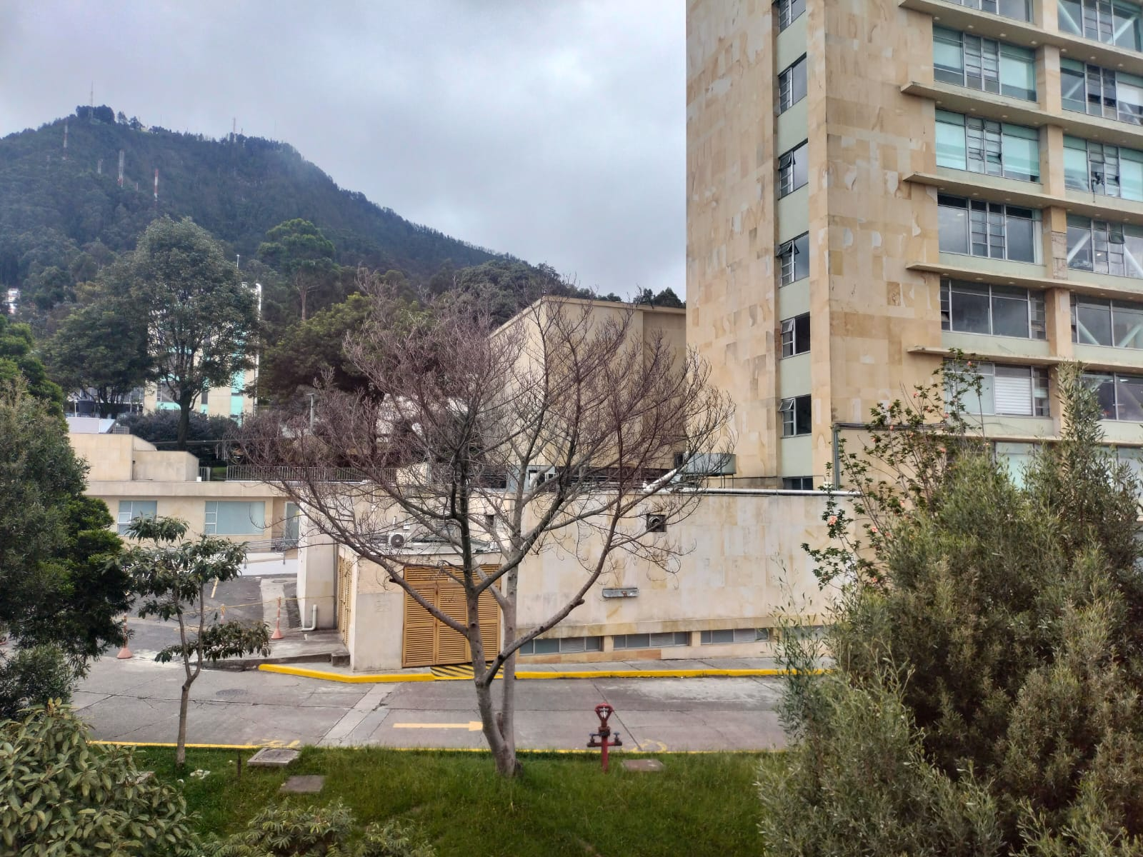 Apartamento de 2 alcobas en venta en Pardo Rubio, Bogotá, 76 m² · foto 20 de 21