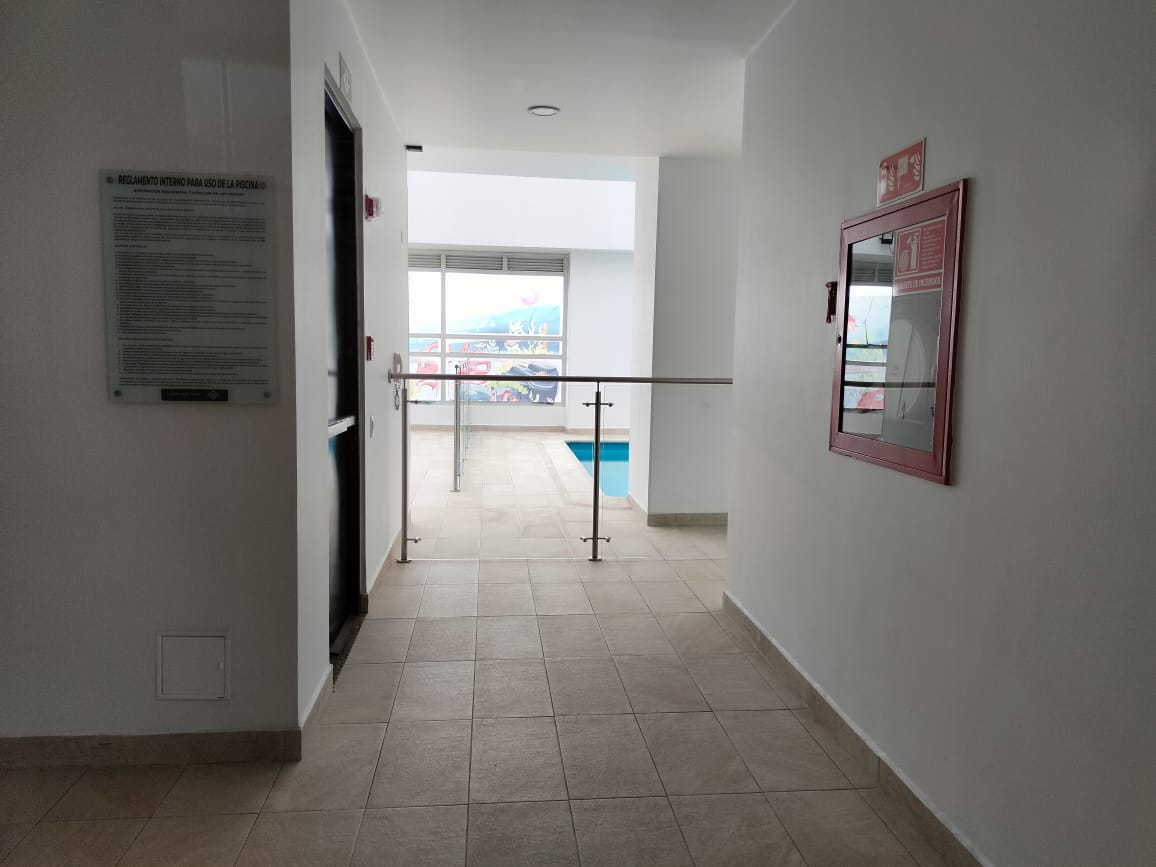Apartamento de 3 alcobas en venta en Calandaima, Bogotá, 81 m² · foto 17 de 24