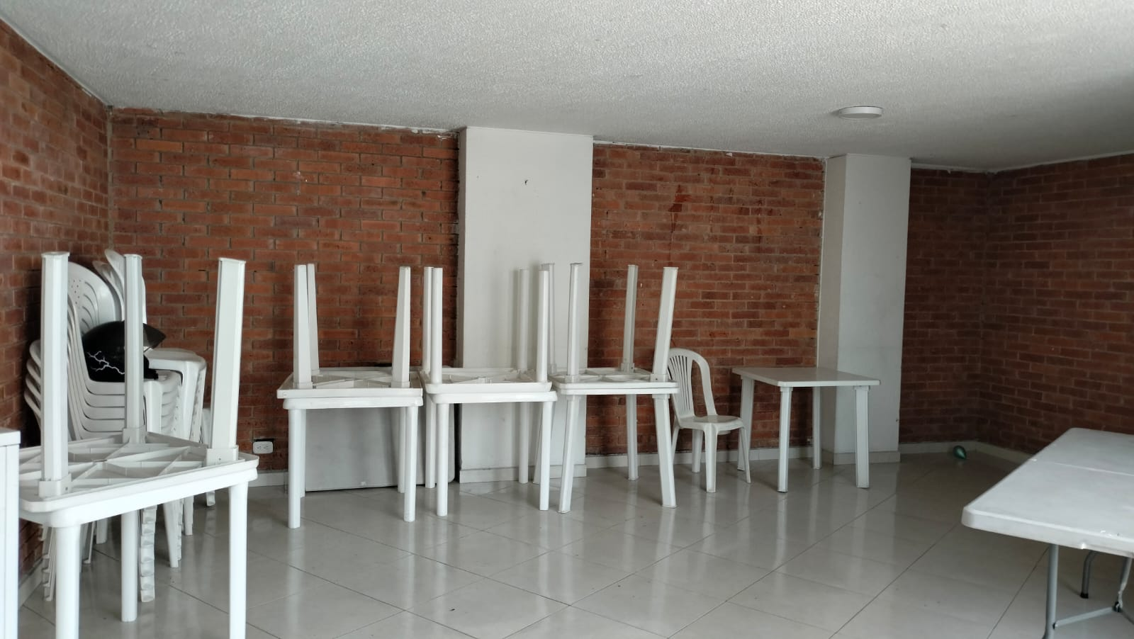 Apartamento de 3 alcobas en venta en Granjas De Techo, Bogotá, 57 m² · foto 22 de 24