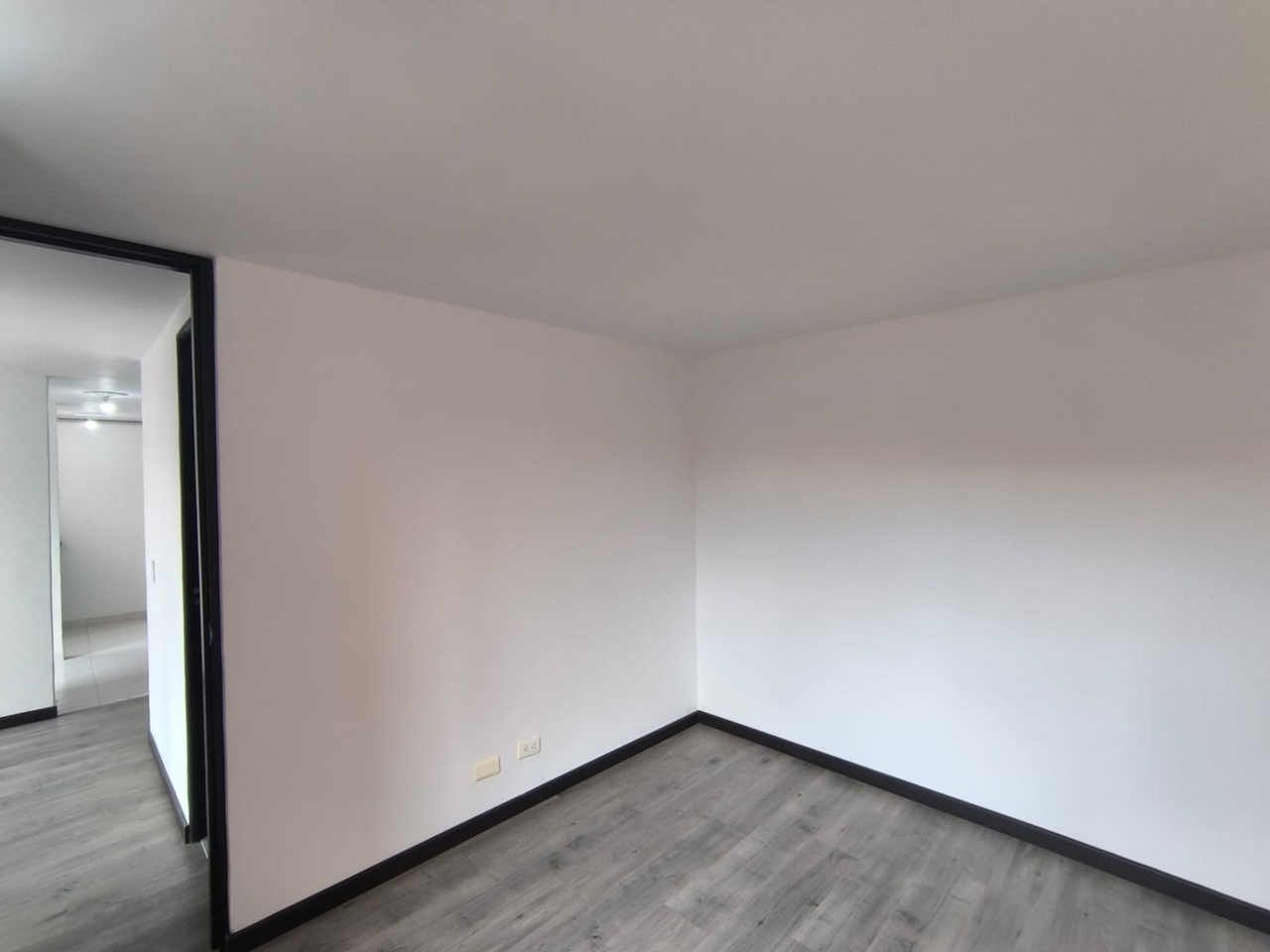 Apartamento de 2 alcobas en venta en Ciudad Usme, Bogotá, 38 m² · foto 12 de 16