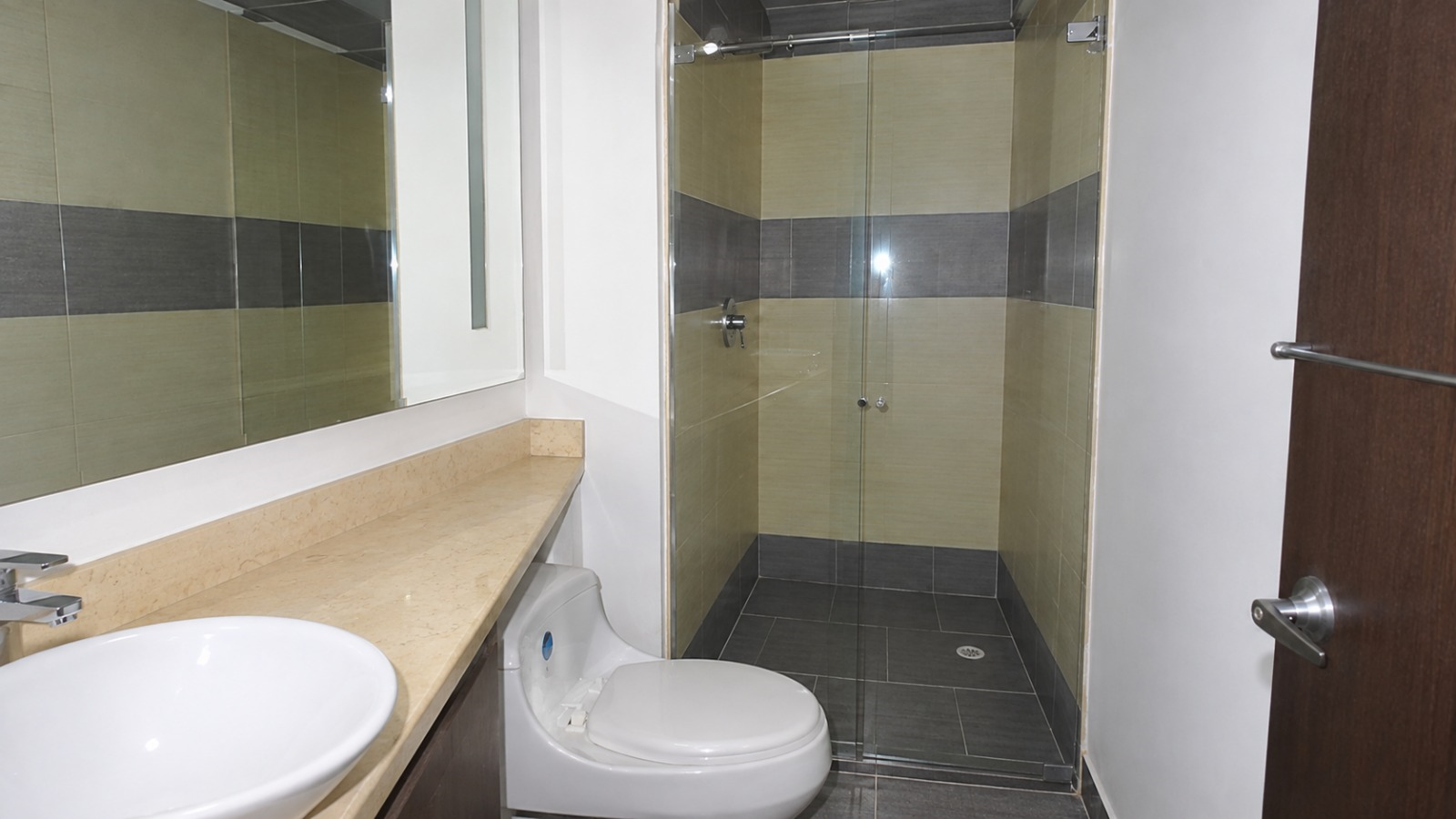 Apartamento de 2 alcobas en venta en Los Cedros, Bogotá, 67 m² · foto 6 de 7