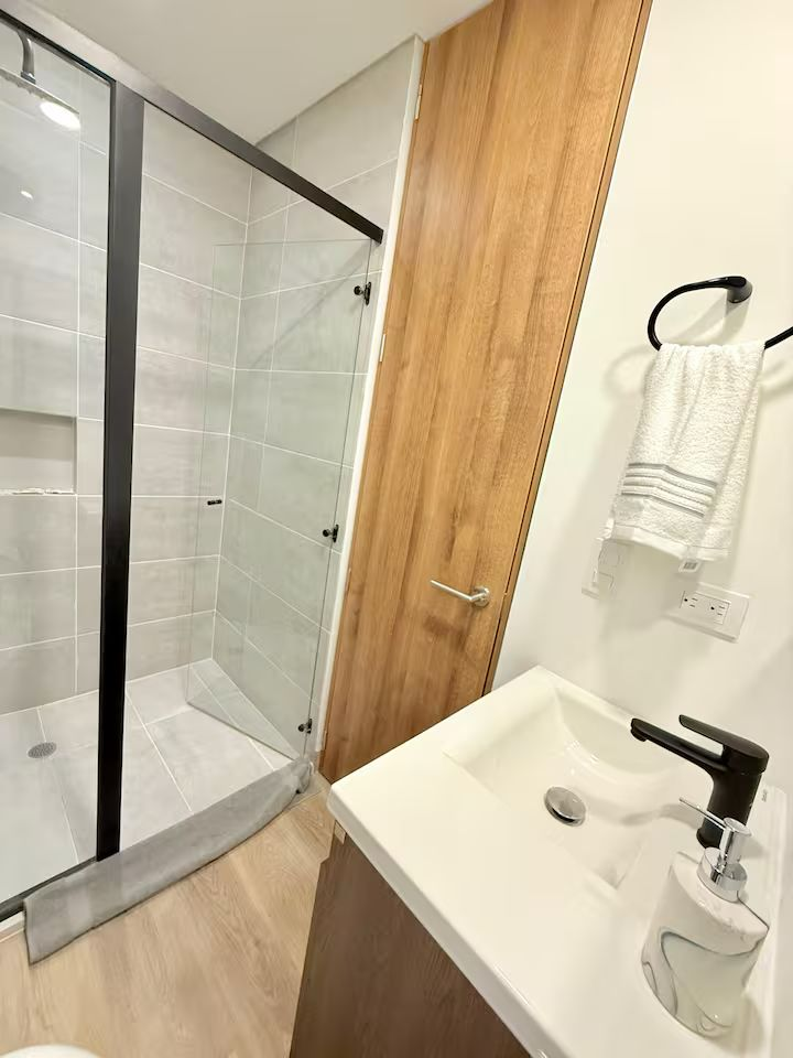 Apartamento de 1 alcoba en venta en Chico Lago, Bogotá, 26 m² · foto 8 de 20