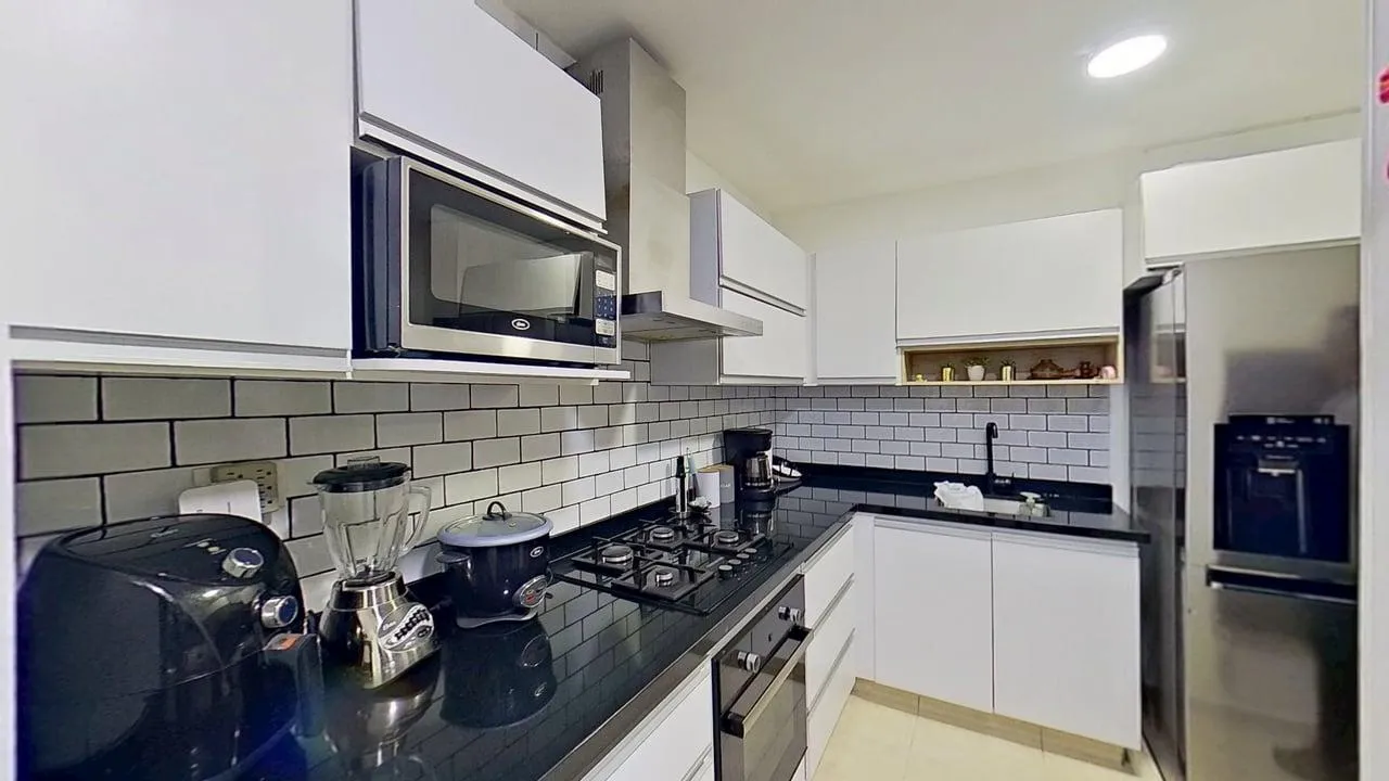 Apartamento en Bosques del Limonar foto 3
